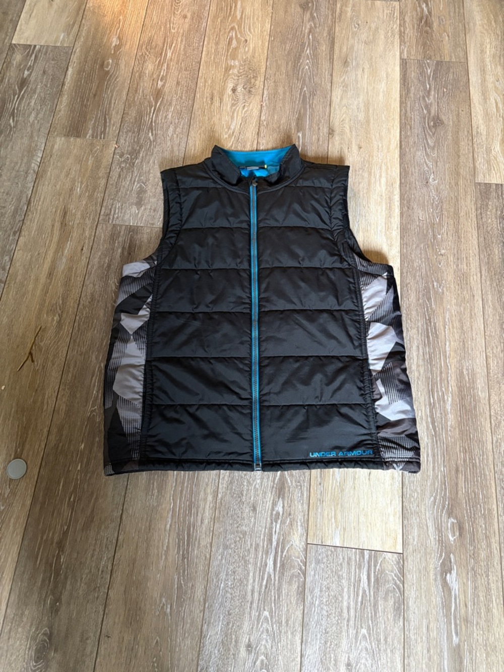 Under Armour Black Vest with Teal Trim and Gray Camo Panels